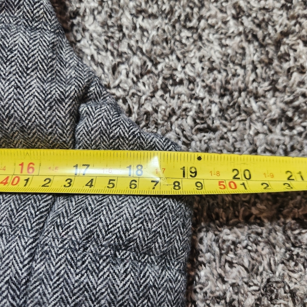 Old Navy Womens Gray Herringbone Full Zip Fleece Puffer Vest Wool Blend Sz Med - Picture 14 of 16